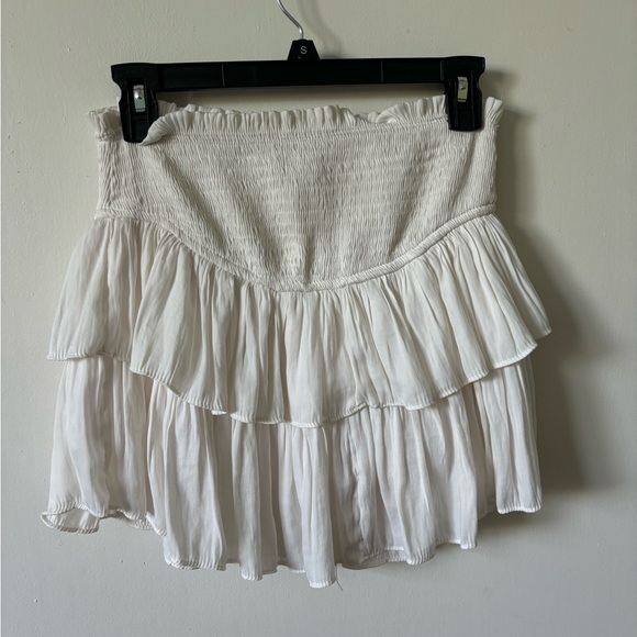 White Mini skort, size small, not too short, very comfy - Picture 2 of 4